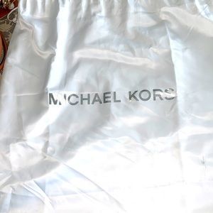 New without tags Michael Kors purse